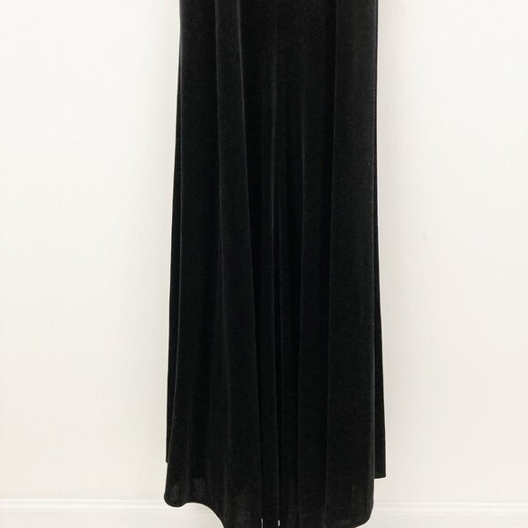 La Femme Black HIgh Neckline Velvet Fitted Formal Gown Size 8 Side Slit 25559 - Picture 9 of 12